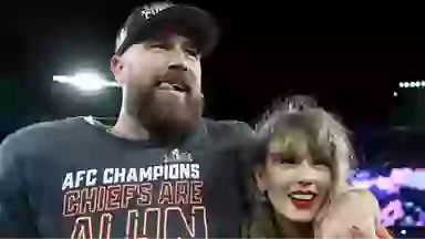 Taylor Swift and Travis Kelce announce they are engaged in touching post